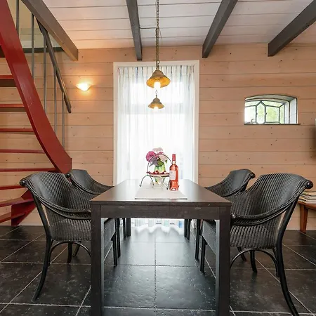 Picturesque Holiday In Oudesluis With Swimming Pool * Oudesluis (North Holland)